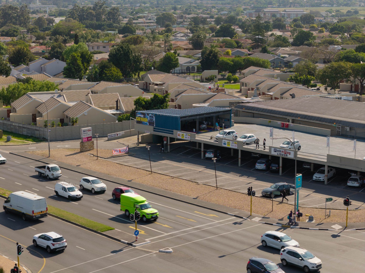 Kwikky's convenient corner location above Pick n Pay Family Store